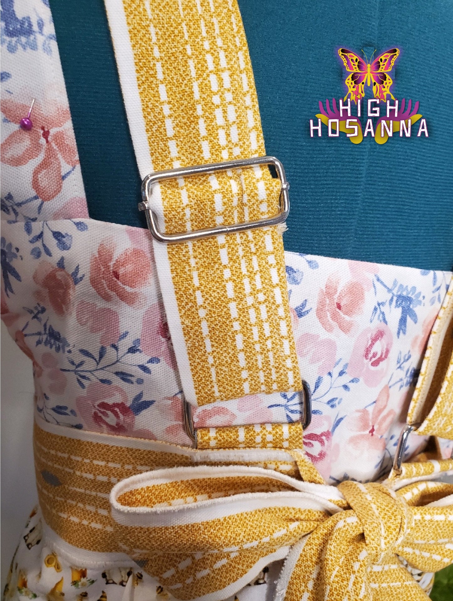 Yellow Bee's & Gnomes Apron with Pockets